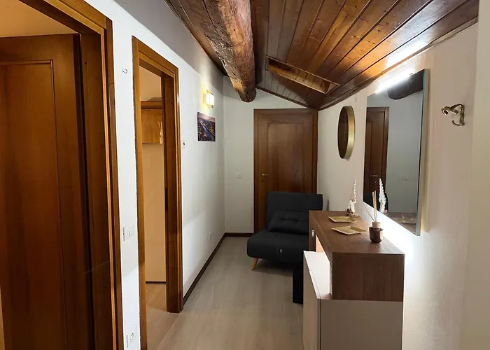 Isola One Apartment *