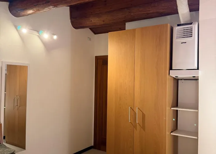 Isola One Apartamento